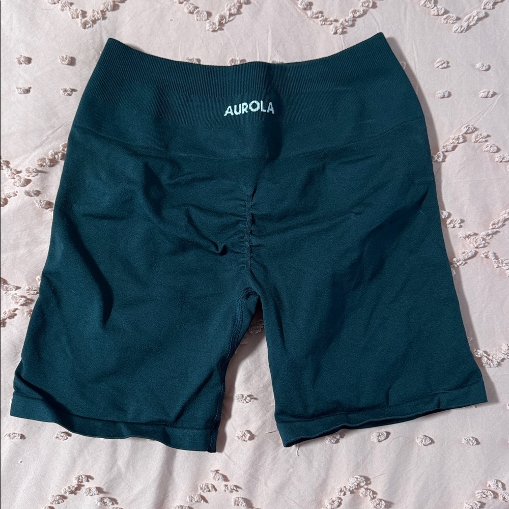 Dark Green Aurola Women's Gym Shorts